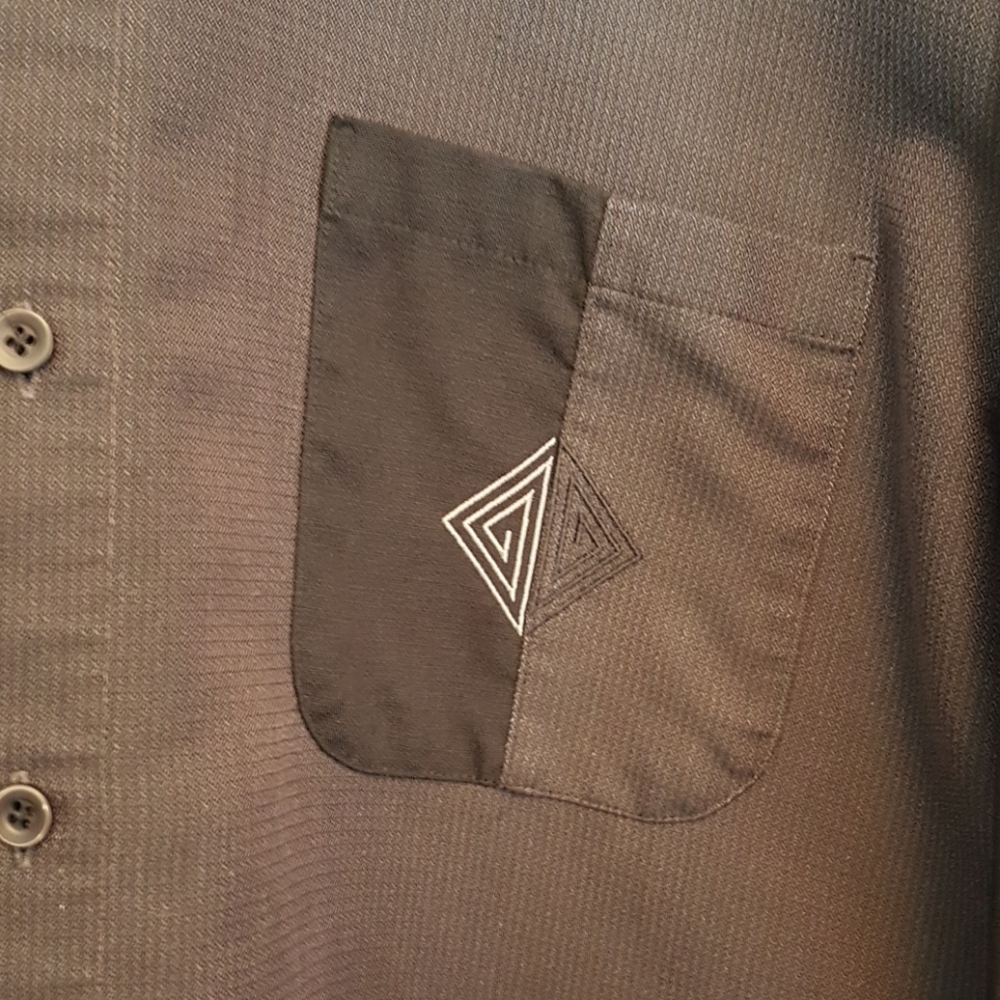 Shirt - Picture 4 of 4